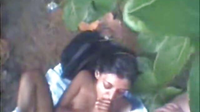 Sexo sem registo  O irmão da irmã mais velha passou vídeo de pornô de 18 anos por cuecas