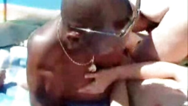 Sexo sem registo  Há muitas loiras negras no videos porno carol miranda raio do bar.