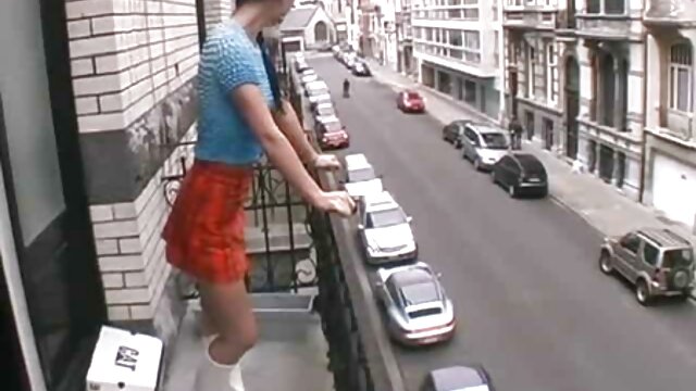 Sexo sem registo  Dois corpos fodem uma rapariga e melhores videos pornos do mundo enchem-lhe a Rata com um esperma a rebentar-lhe a barriga.