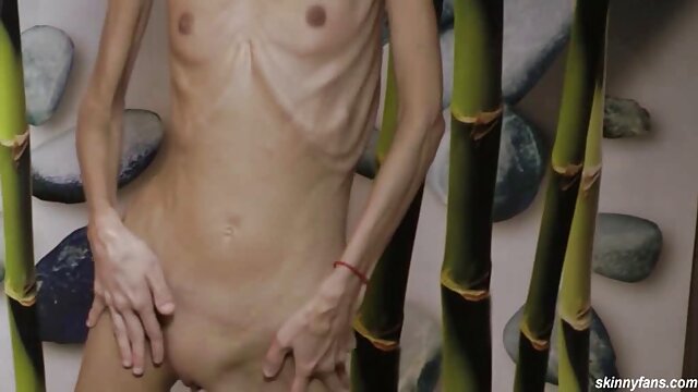 Sexo sem registo  Aladino quero assistir vídeo pornô caseiro chuta seu amigo Yasmin