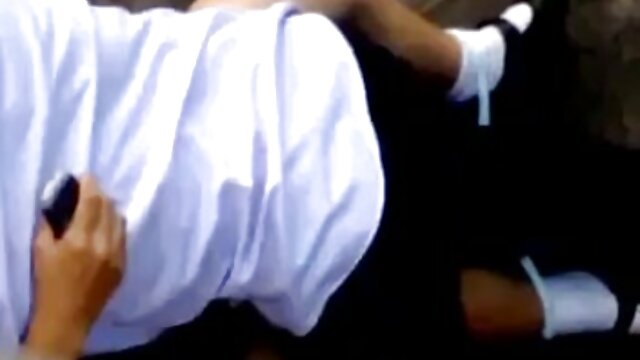 Sexo sem registo  Busty maduro não transparente maduro filme pornô duplo em meias