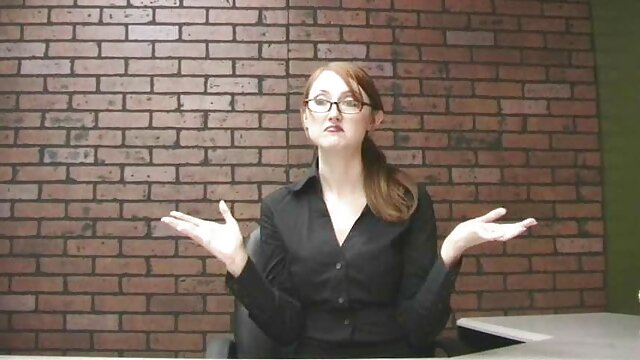 Sexo sem registo  Velhas videos pornos bizarros prostitutas Britânicas filmaram Russos.