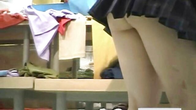 Sexo sem registo  Ele masturba-se vídeo pornô homem comendo mulher sozinho e acaba com o amor pela água.