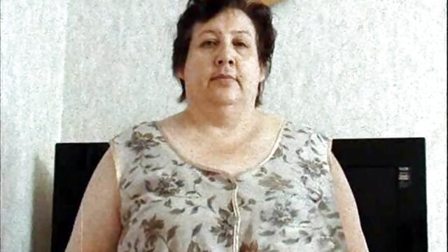 Sexo sem registo  A rapariga vermelha chupou quero ver vídeo pornô de novinha dois avôs.
