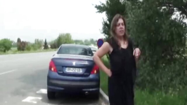 Sexo sem registo  O chefe Boazona fode-lhe a rata em público. vídeo pornô de carol miranda