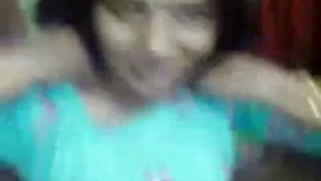 Sexo sem registo  A beleza filme pornô mulher melão escultural russa perde o seu hímen