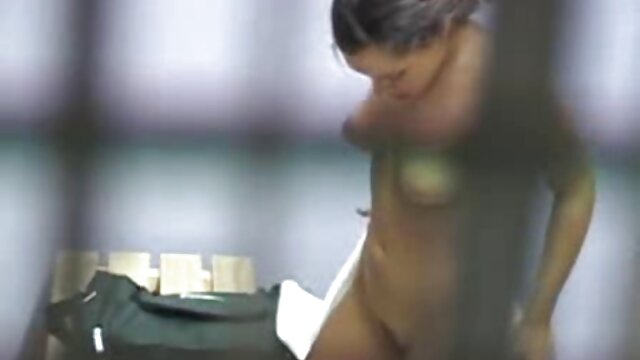 Sexo sem registo  Marido dá pontapés vídeo pornô grátis sem vírus brutalmente preto lindo