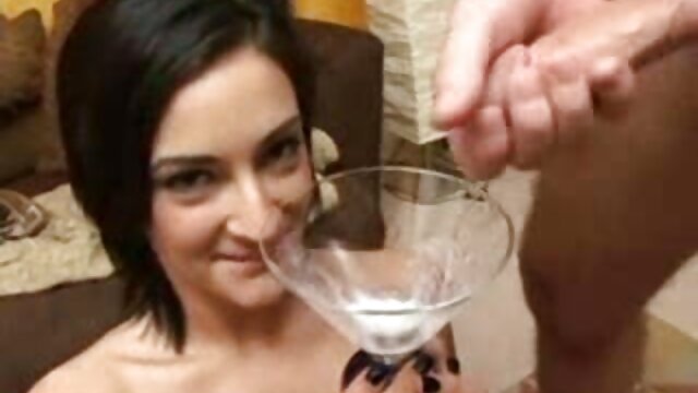 Sexo sem registo  Loiras gordinhas com strapon e vibrador vídeo de pornô de gretchen divirtam-se