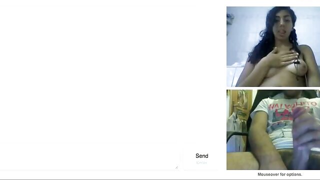 Sexo sem registo  Jovens vídeo pornô irmão comendo irmã lésbicas brincam com máscaras