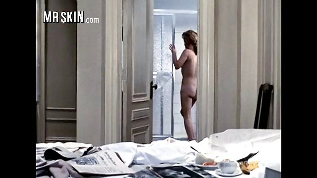 Sexo sem registo  Pus o meu rabo e dei-o ao homem video porno proibido anal.