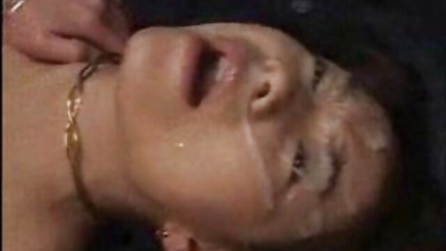 Sexo sem registo  Loira encantadora de lingerie bruna surfistinha filme pornô se INET