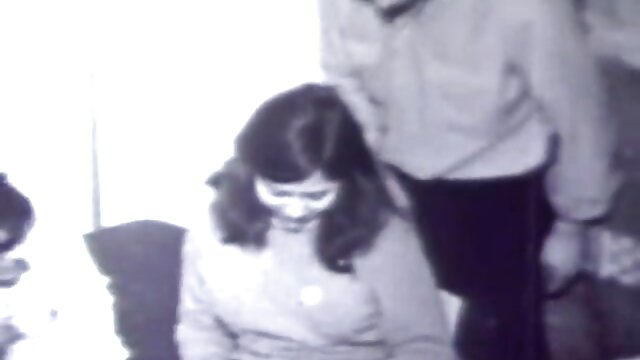 Sexo sem registo  Massagens filme pornô com duas mulheres de ratas e massagens Lésbicas suaves para clientes grávidas