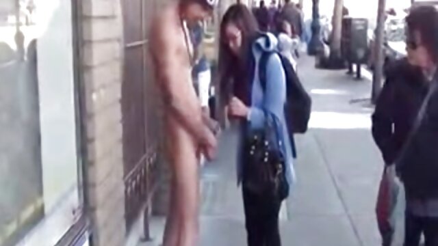 Sexo sem registo  A rapariga de cabelo escuro assistir vídeo de pornô grátis veio ao elenco pornográfico.