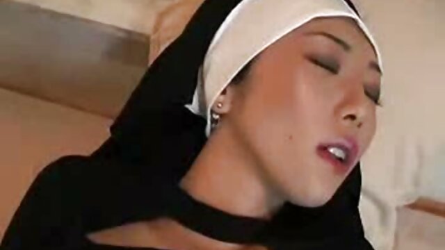Sexo sem registo  Foder durante os longos filme pornô da mulher melancia gemidos de uma bela morena
